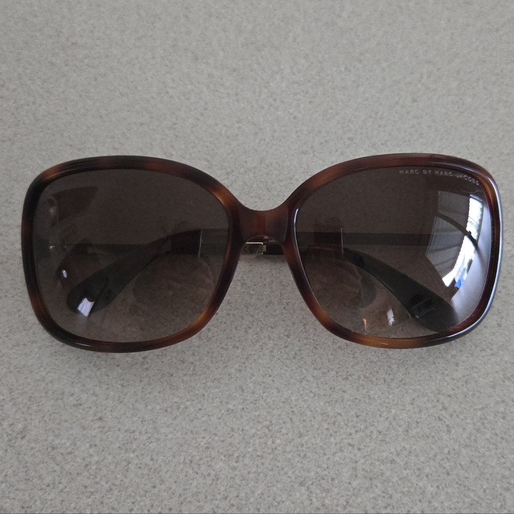 Marc by Marc Jacobs sunglasses Rectangular Solid … - image 1